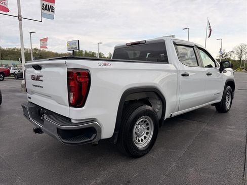 Used 2024 GMC Sierra 1500 Pro w/ Pro Value Package AWD/4WD image 4