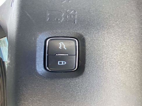 Used 2025 Ford Expedition Active image 9