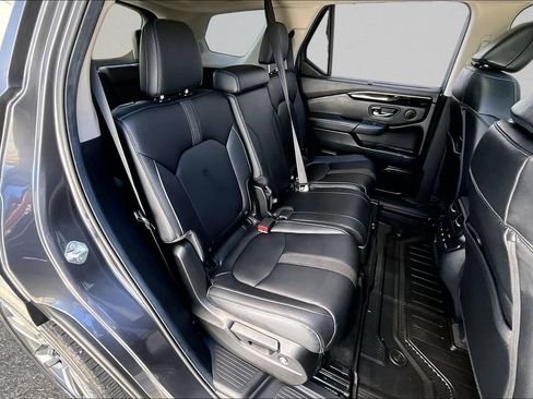 Used 2025 Honda Pilot Touring image 26