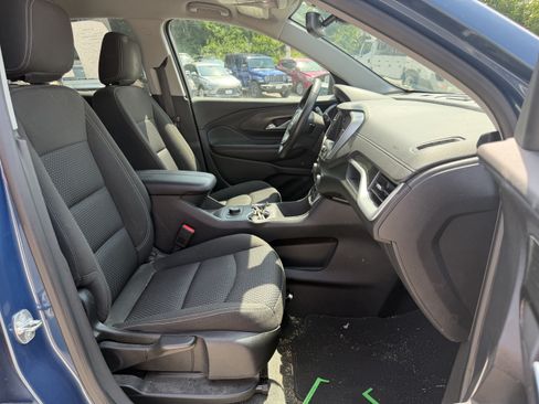 Used 2024 GMC Terrain SLE FWD image 11