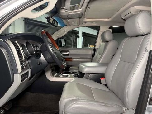 Used 2013 Toyota Sequoia Platinum AWD/4WD image 33