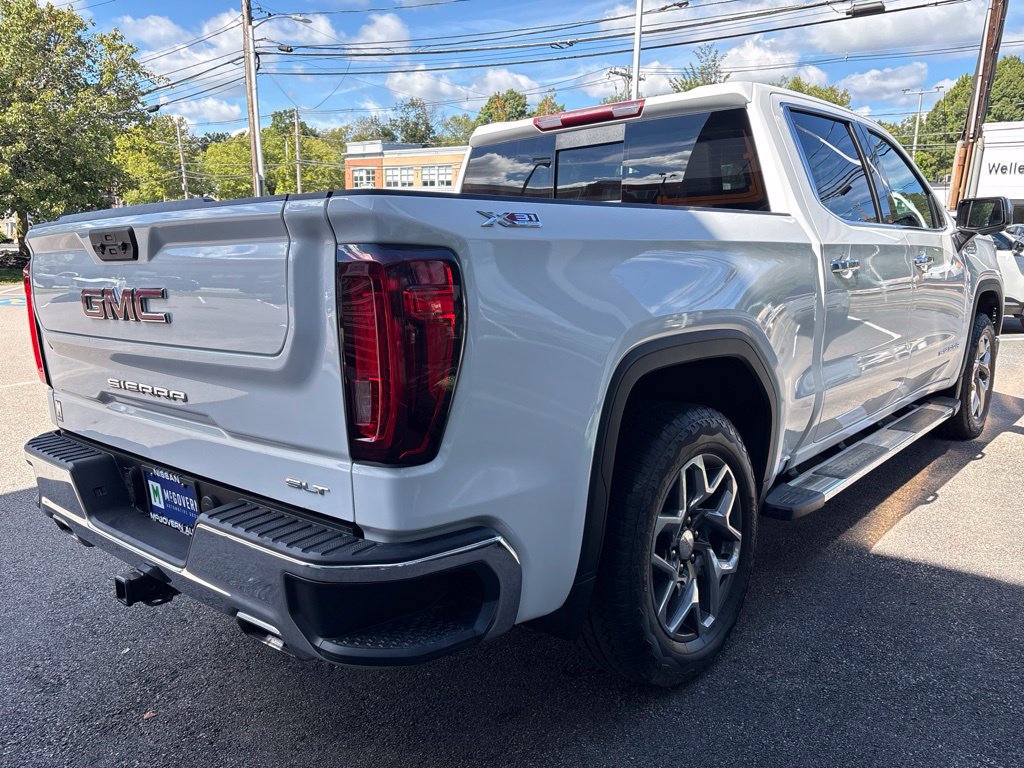 Used 2024 GMC Sierra 1500 SLT w/ SLT Convenience Package AWD/4WD image 7