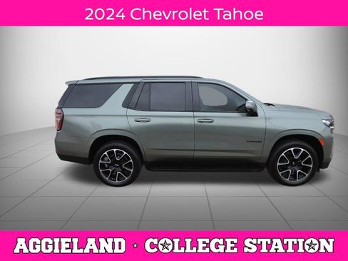 Used 2024 Chevrolet Tahoe RST w/ Luxury Package RWD image 2