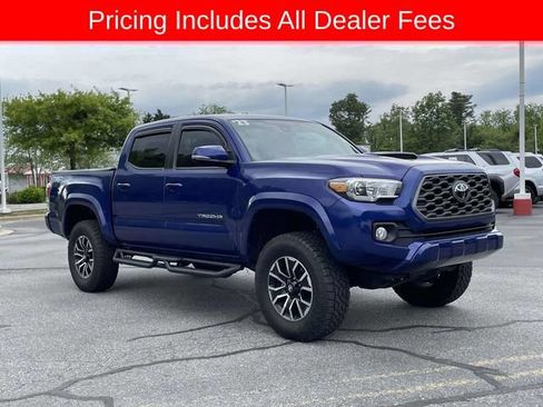 Used 2023 Toyota Tacoma TRD Sport w/ Technology Package AWD/4WD image 7