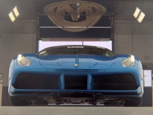 Used 2018 Ferrari 488 Spider RWD image 4