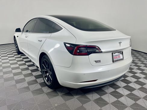 Used 2020 Tesla Model 3 image 3
