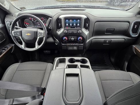 Certified 2021 Chevrolet Silverado 1500 LT image 2
