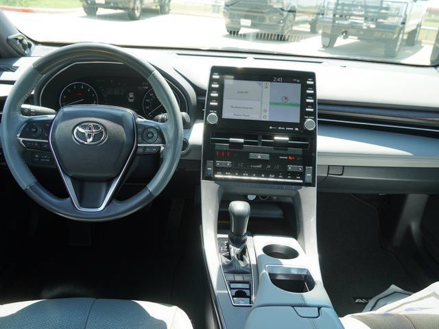 Used 2020 Toyota Avalon Limited w/ Advanced Safety Package FWD image 14