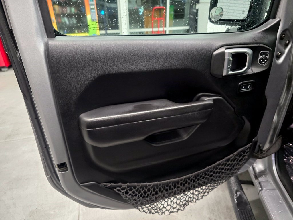 Used 2020 Jeep Wrangler Unlimited Sport AWD/4WD image 13
