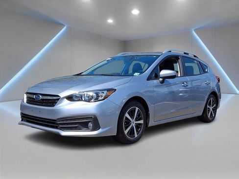 Used 2023 Subaru Impreza Premium image 1