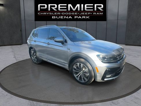 Used 2020 Volkswagen Tiguan SEL Premium R-Line AWD/4WD image 2