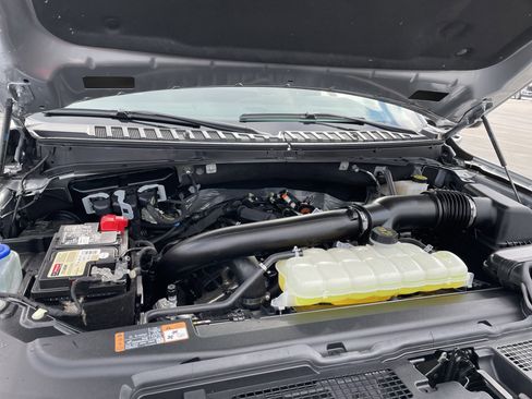 Used 2024 Ford Expedition Platinum image 39