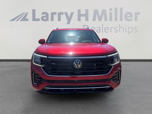 Used 2024 Volkswagen Atlas SEL Premium R-Line AWD/4WD image 8