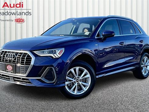 Certified 2022 Audi Q3 2.0T Premium Plus w/ Premium Plus Package image 1