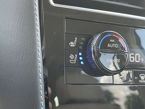 Used 2023 Nissan Armada Platinum w/ Captain's Chairs Package image 26