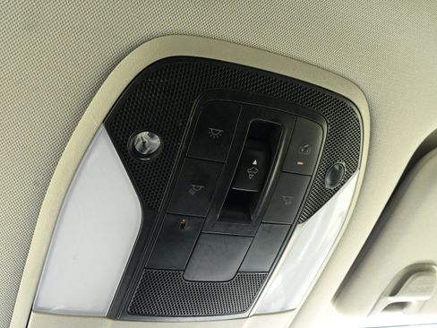 Used 2019 INFINITI QX50 Luxe FWD image 32