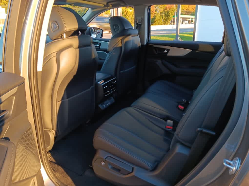 Used 2024 Acura MDX SH-AWD image 14