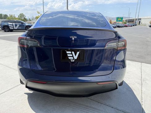 Used 2020 Tesla Model Y Long Range AWD/4WD image 7