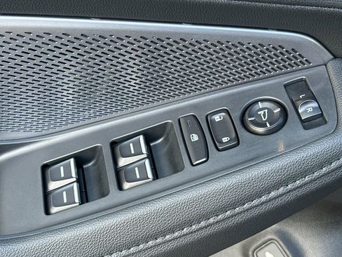 New 2026 Acura MDX SH-AWD image 13