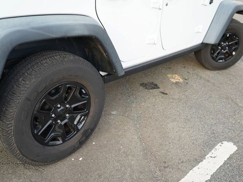 Used 2015 Jeep Wrangler Unlimited Sport AWD/4WD image 7