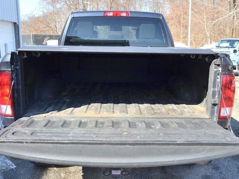 Used 2019 RAM 1500 Express image 33