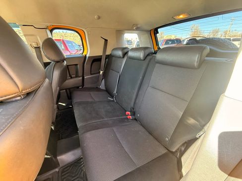 Used 2008 Toyota FJ Cruiser 4WD image 14