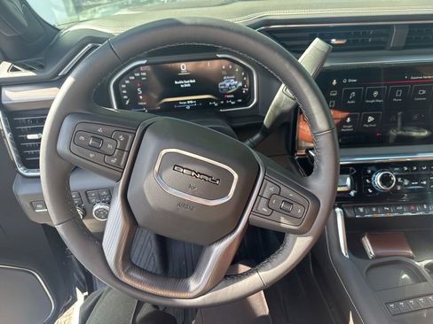 Used 2026 GMC Sierra 3500 Denali Ultimate AWD/4WD image 22