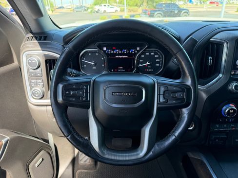 Used 2022 GMC Sierra 3500 Denali AWD/4WD image 19