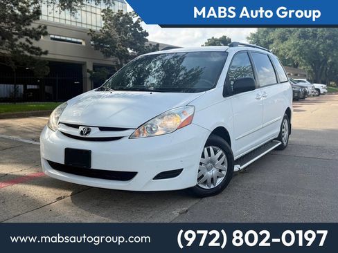 Used 2008 Toyota Sienna CE FWD image 1