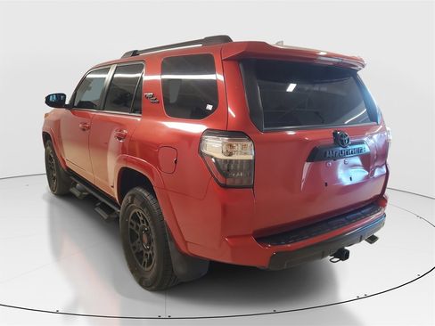Used 2022 Toyota 4Runner TRD Off-Road Premium image 5