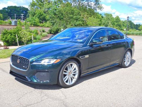 Used 2021 Jaguar XF R-Dynamic SE AWD/4WD image 1