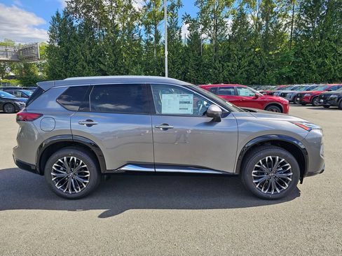 New 2026 Nissan Rogue Platinum w/ Platinum Premium Package AWD/4WD image 4