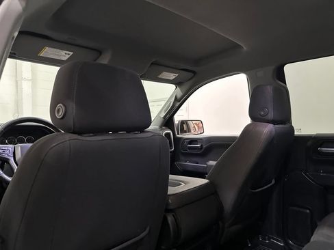 Used 2021 Chevrolet Silverado 1500 LT AWD/4WD image 51