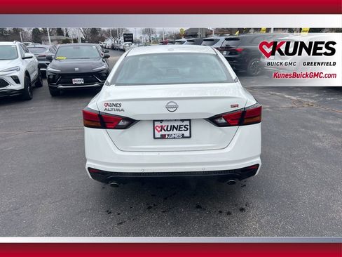 Used 2024 Nissan Altima 2.5 SR image 6