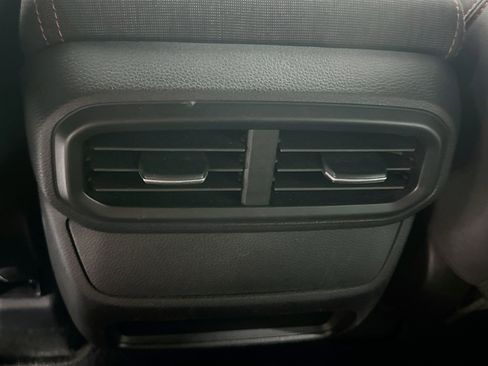 Used 2024 Honda Pilot Sport image 26