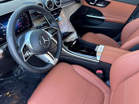 Certified 2025 Mercedes-Benz C 300 Sedan image 4