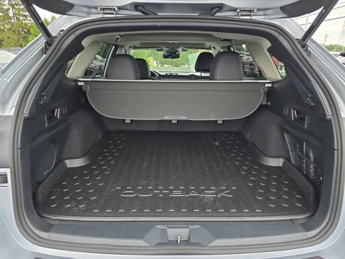 Used 2025 Subaru Outback Touring image 7