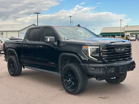 Used 2023 GMC Sierra 1500 AT4X AWD/4WD image 7