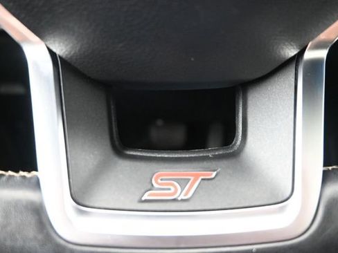 Used 2021 Ford Explorer ST w/ Equipment Group 401A AWD/4WD image 30