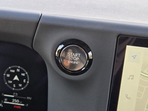 Used 2025 Lexus GX 550 Premium Package w/ Cold Area Package image 30