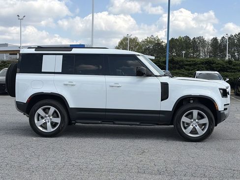 Used 2025 Land Rover Defender 110 S AWD/4WD image 26
