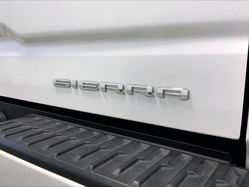 Used 2024 GMC Sierra 1500 Denali Ultimate AWD/4WD image 9