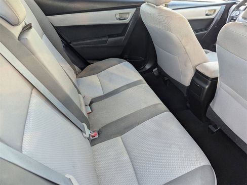 Used 2017 Toyota Corolla LE image 10