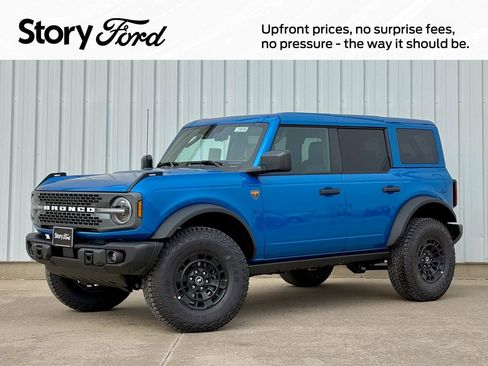 New 2026 Ford Bronco Badlands w/ Sasquatch Package image 1