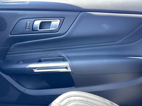 Used 2025 Ford Mustang GT Premium RWD image 20