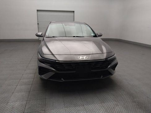 Used 2024 Hyundai Elantra SEL w/ Convenience Package FWD image 14