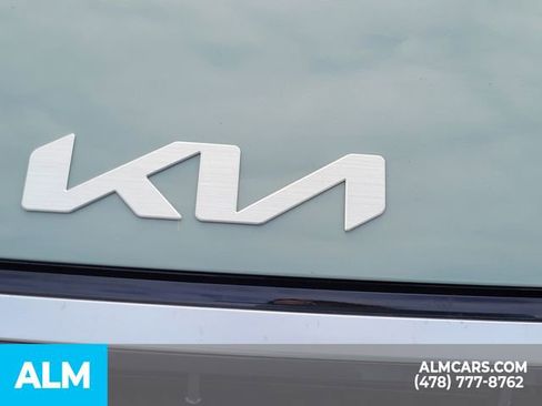 Used 2025 Kia K4 EX image 16