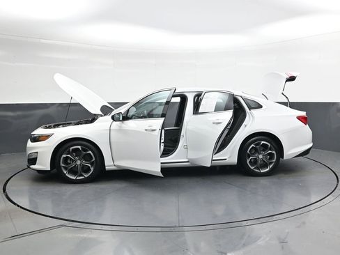 Used 2023 Chevrolet Malibu LT image 43