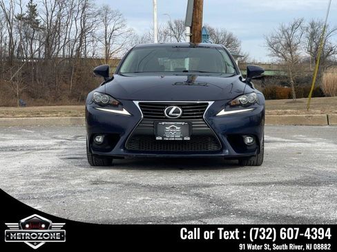 Used 2015 Lexus IS 250 AWD image 2
