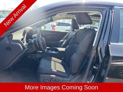 Used 2025 Lexus ES 350 w/ Premium Package FWD image 11